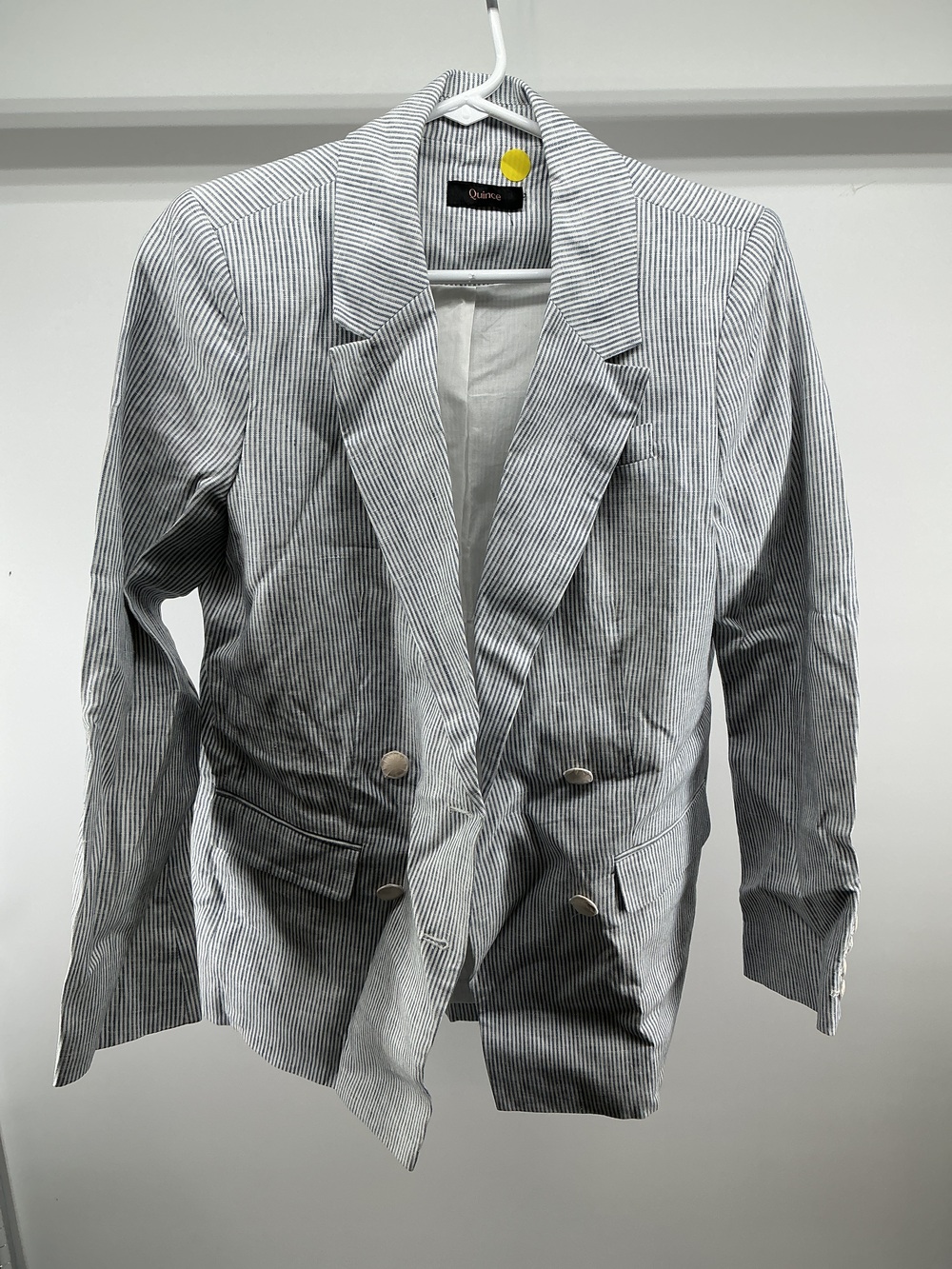 100% European Linen Relaxed Double-Breasted Blazer